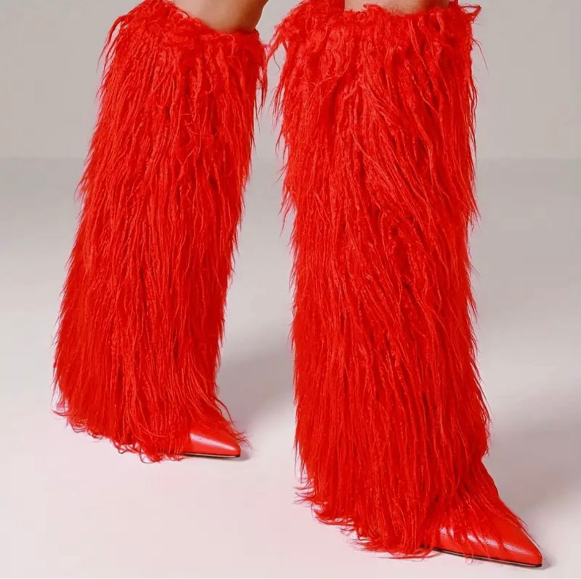 Scarlet Fever Shaggy Boots – Red