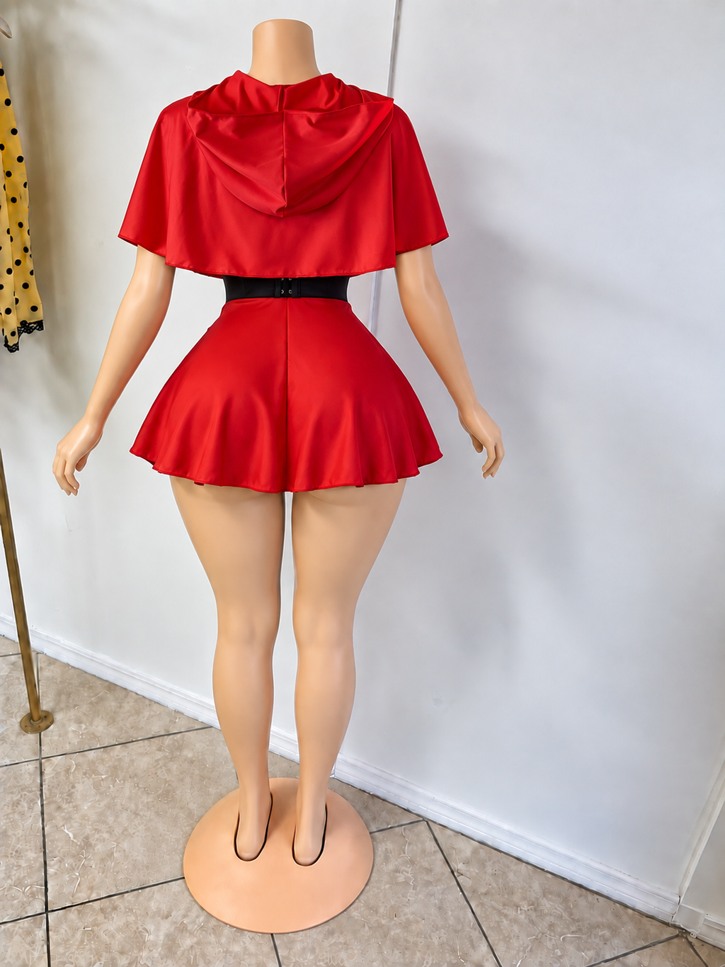 “Scarlet Temptation Hooded Costume” - red