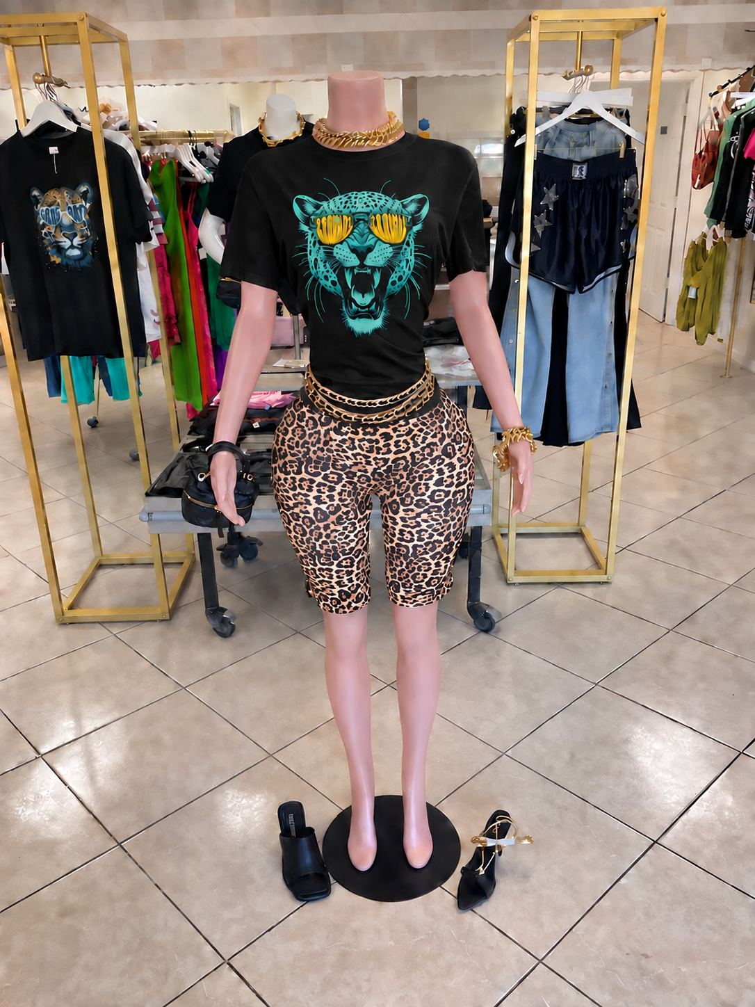 Wild Vision Game Day Graphic Tee - black